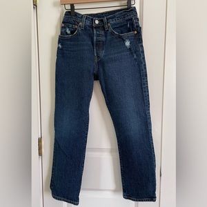 Levi's Women's 501 Crop Jeans 27W 26L